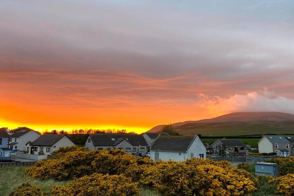 Combe-N-Sea Villa Haverigg Bagian luar foto