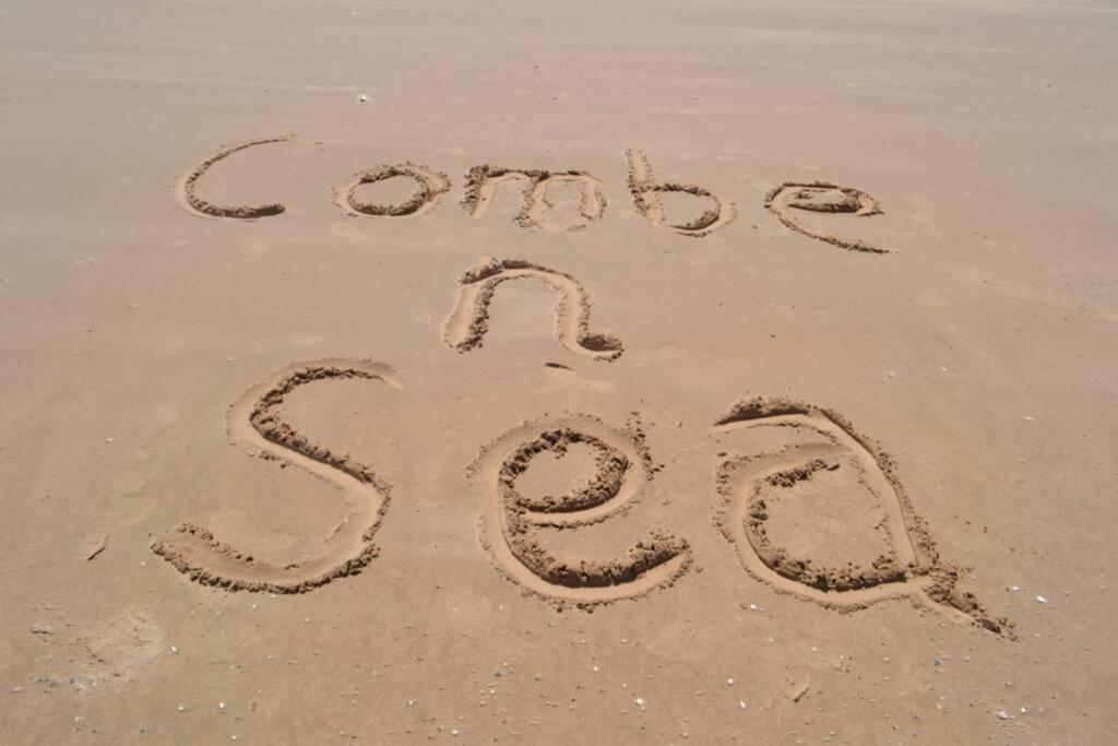Combe-N-Sea Villa Haverigg Bagian luar foto